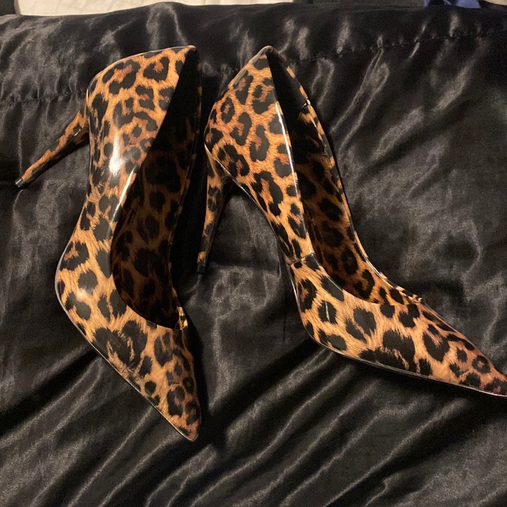 Aldo leopard print heel